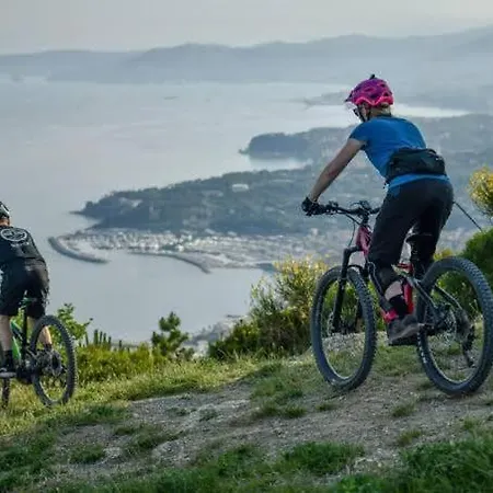 Appartamento Hostdomus - Del Conte Finale Ligure